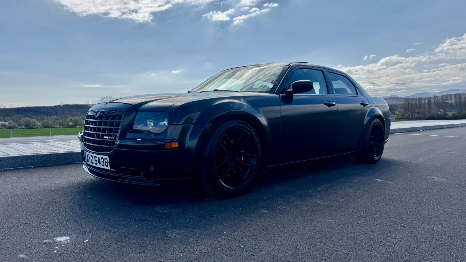 Chrysler 300c SRT8, снимка 16 - Автомобили и джипове - 54194546
