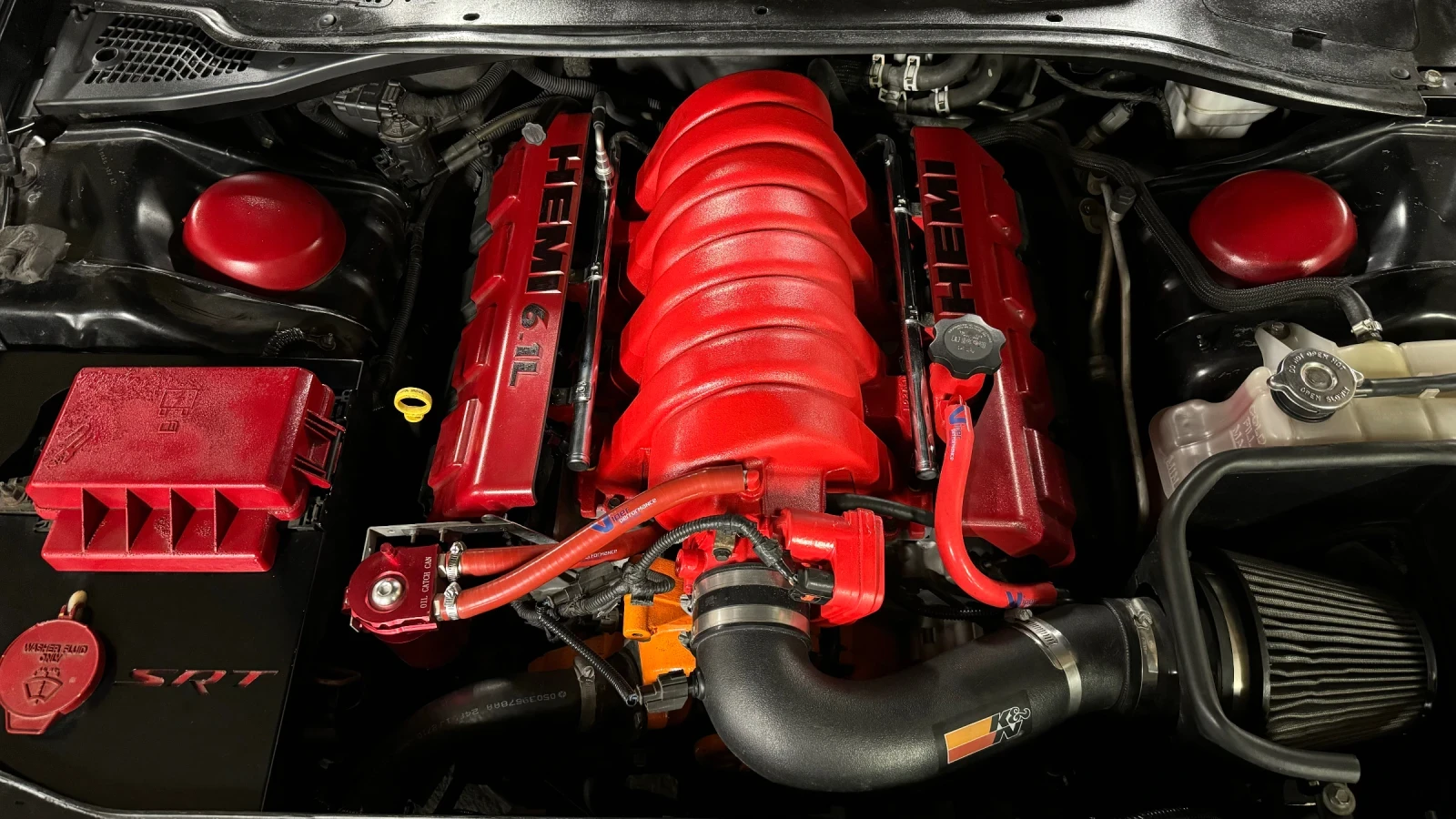 Chrysler 300c SRT8 - изображение 5