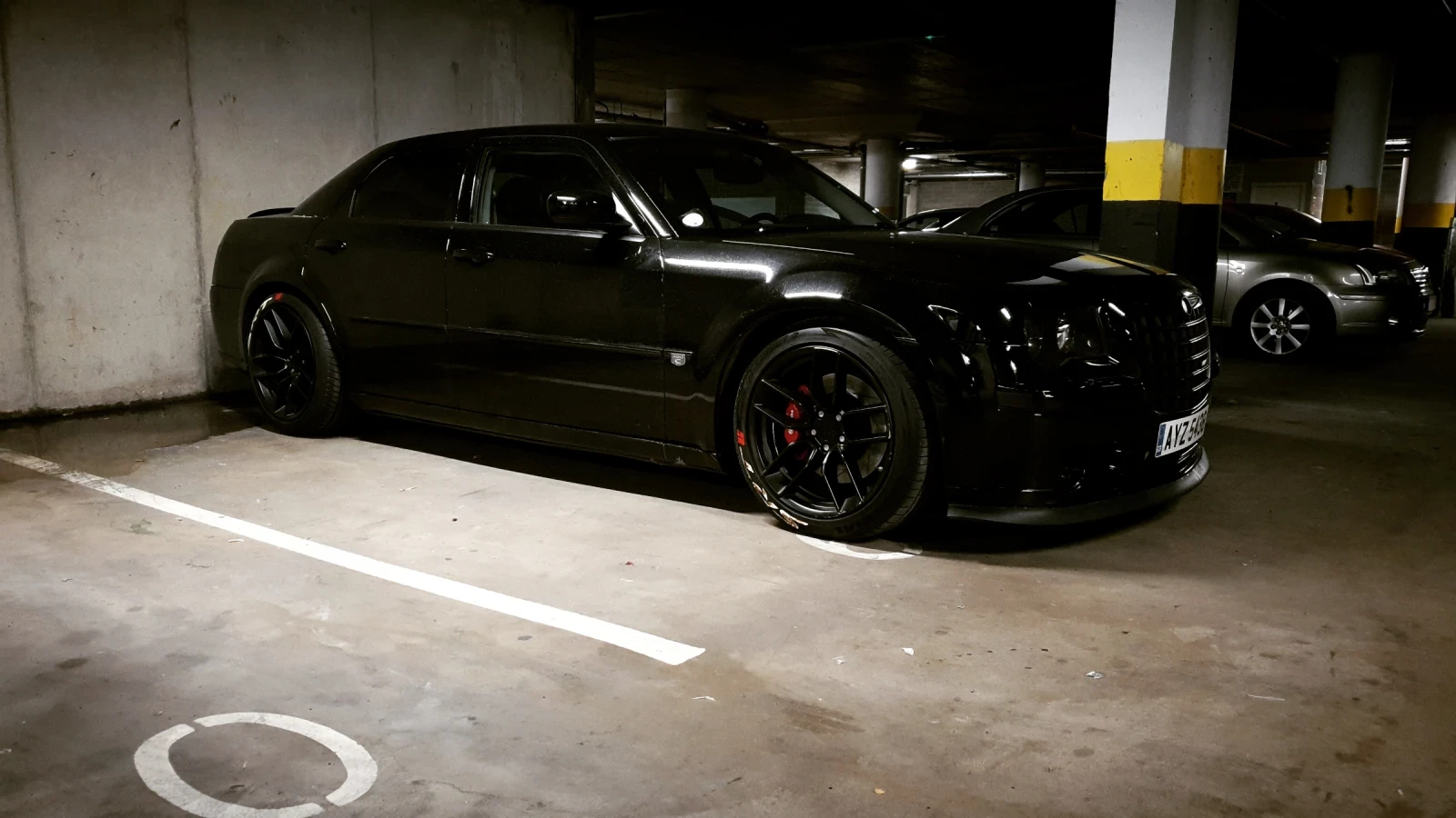 Chrysler 300c SRT8 - изображение 3
