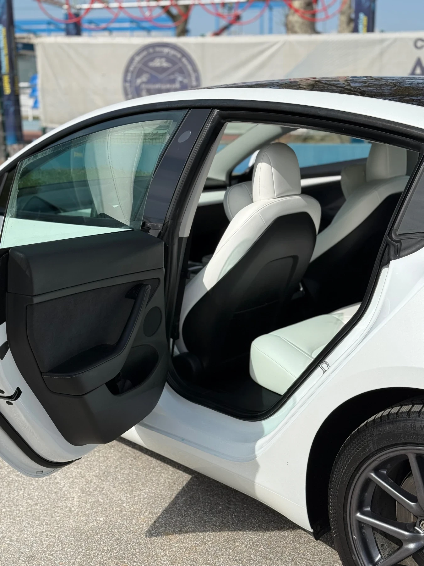 Tesla Model 3 Model 3 Dual Motor - Термопомпа, снимка 7 - Автомобили и джипове - 54142366