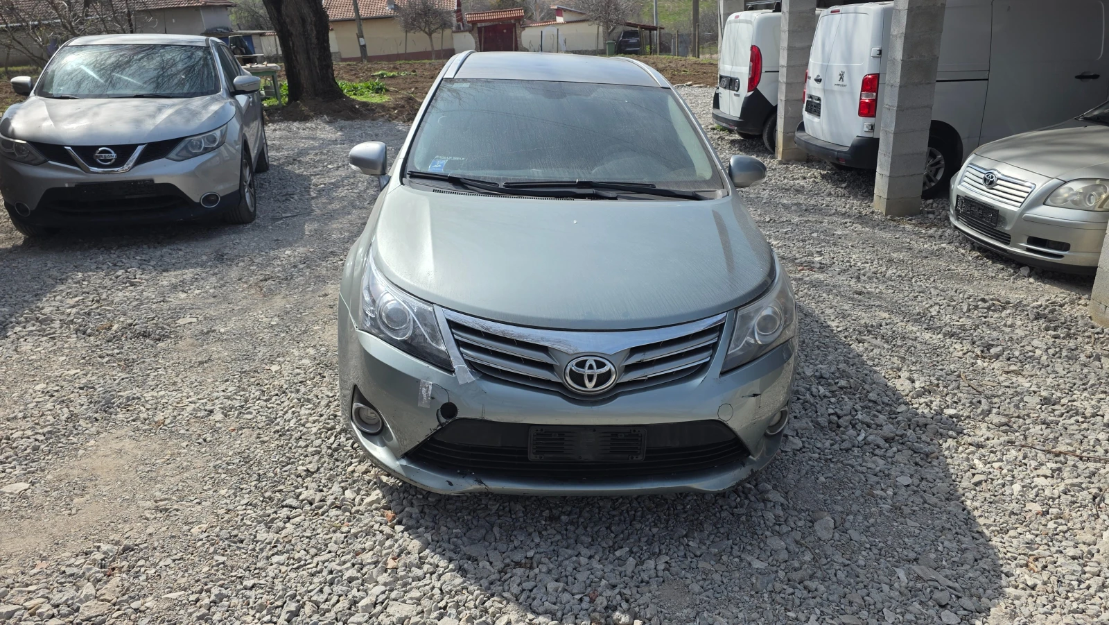 Toyota Avensis 2.0d, снимка 7 - Автомобили и джипове - 53879678