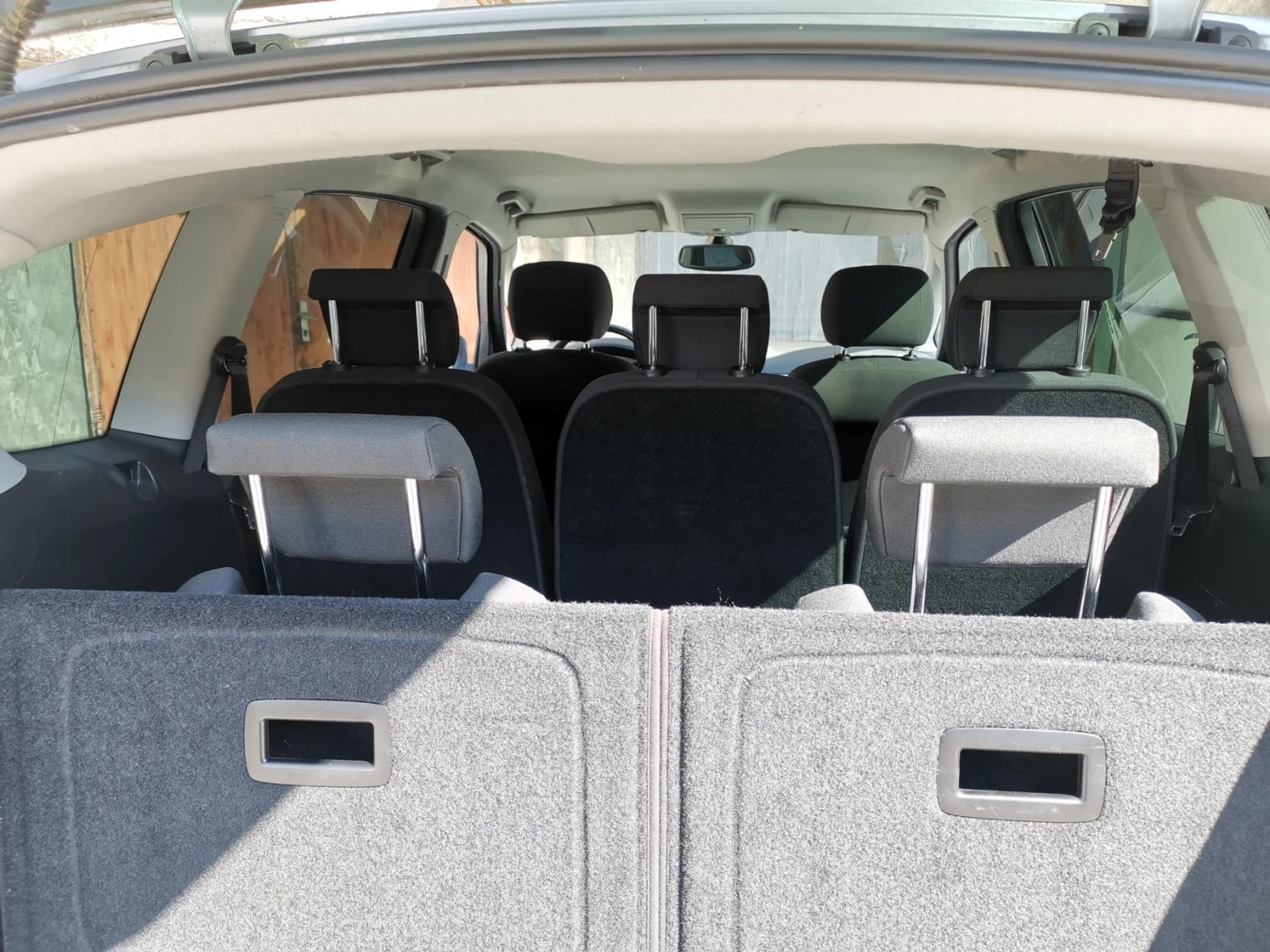 Ford S-Max 2.0 TDI 140ps 7 �����  | Mobile.bg � ����������� 11