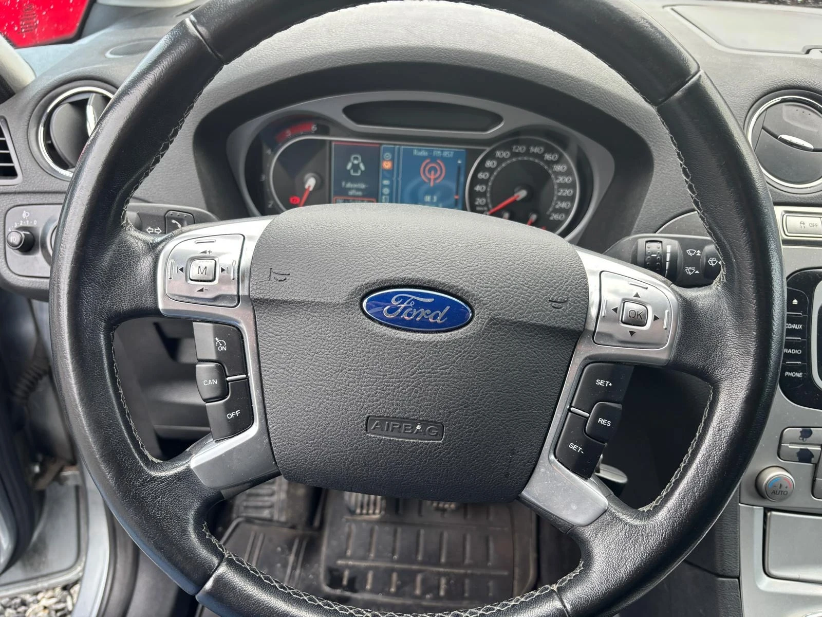 Ford S-Max 2.0 TDI 140ps 7 �����  | Mobile.bg � ����������� 12