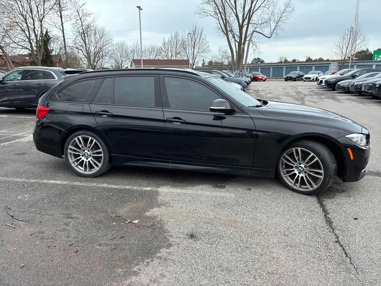 BMW 330 М ПАКЕТ/330i xDrive/ПОДГРЕВ/ПАМЕТ/ШИБЕДАХ/КЛИП, снимка 3 - Автомобили и джипове - 54222227