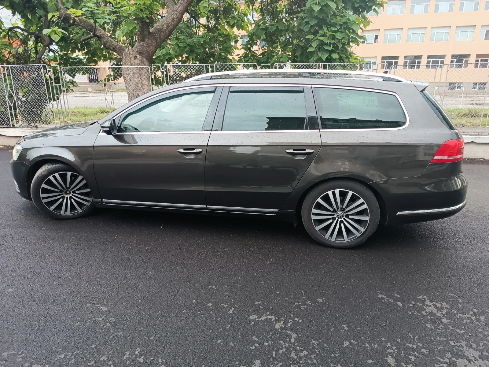 VW Passat 7, снимка 2 - Автомобили и джипове - 54246593