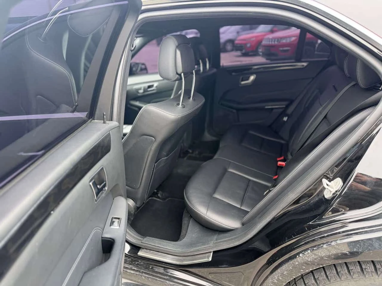 Mercedes-Benz E 250 DIESEL * AMG Line * ��������� ���� �� �� * CARFAX  | Mobile.bg � ����������� 10