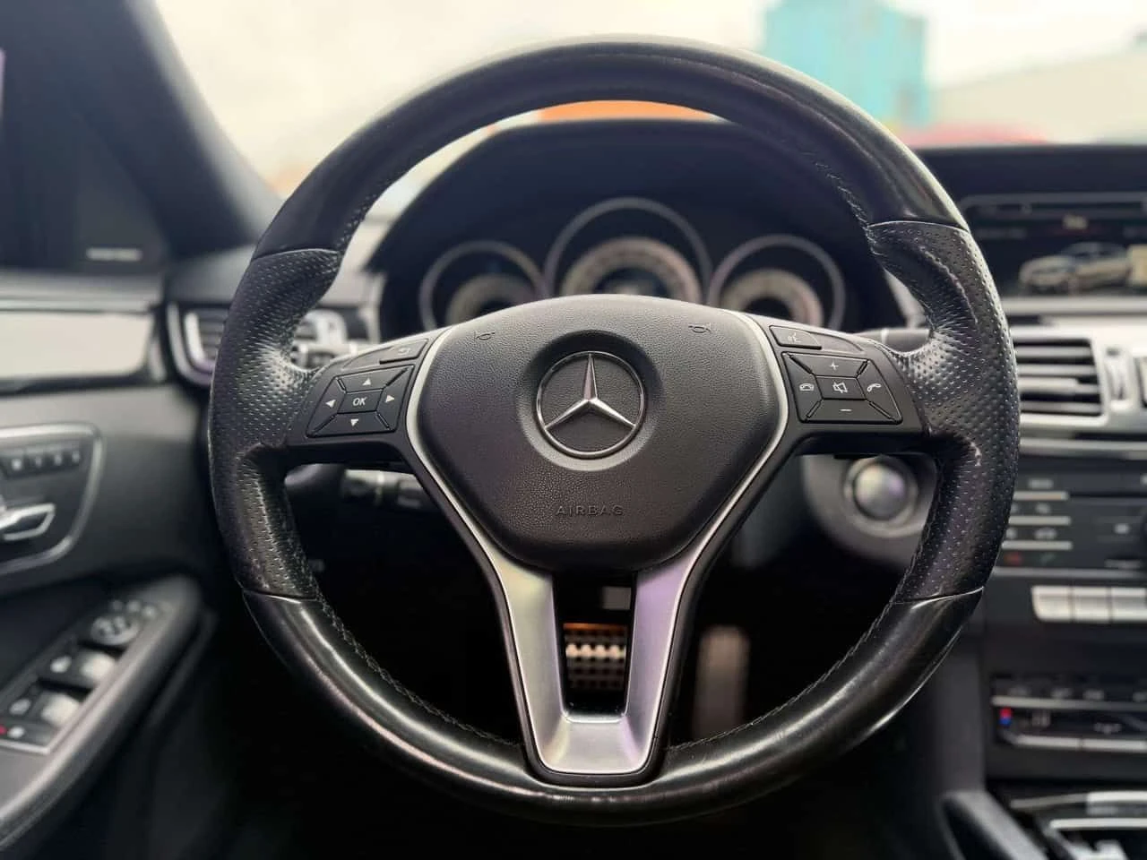 Mercedes-Benz E 250 DIESEL * AMG Line * ��������� ���� �� �� * CARFAX  | Mobile.bg � ����������� 12