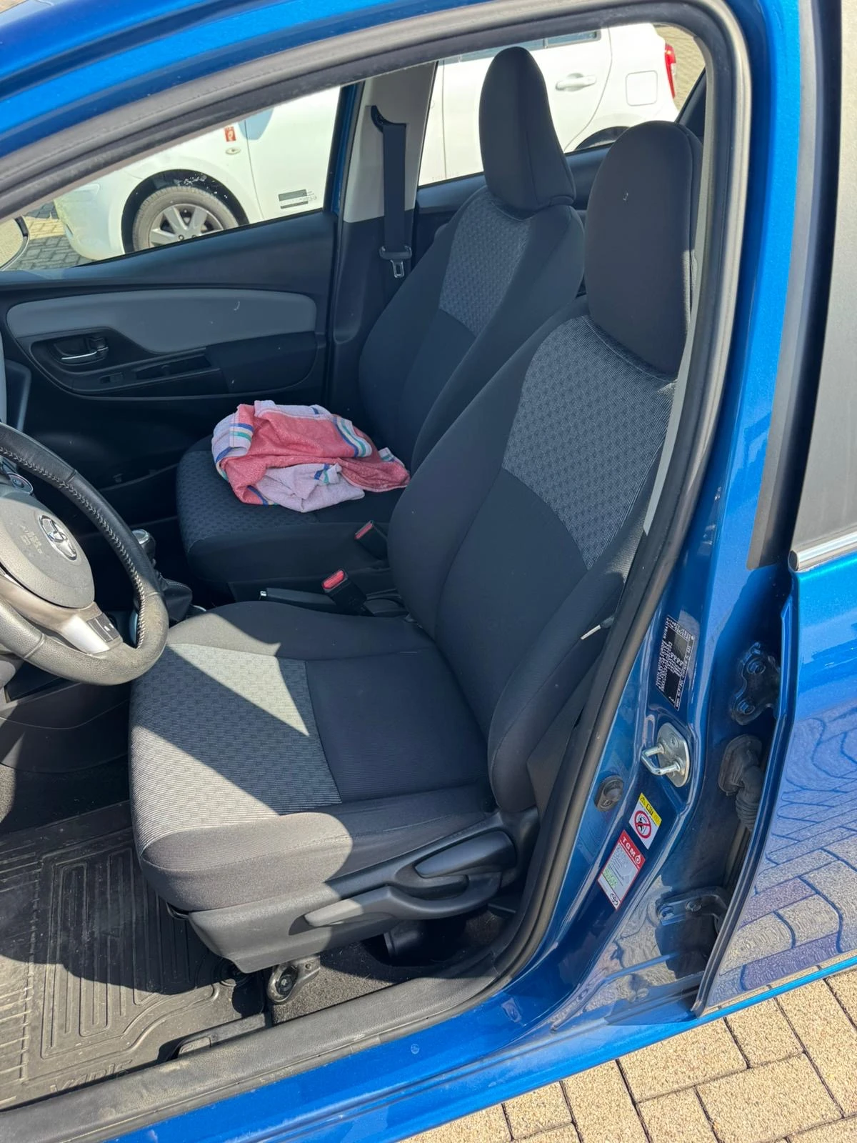 Toyota Yaris 1.4D4D-NAVI-KAMERA-6SK | Mobile.bg � ����������� 6