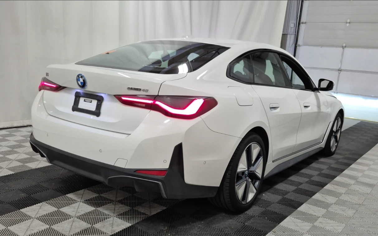 BMW i4 EDRIVE40* HUD* 50k km* БЕЗ ЩЕТИ* 1 собственик, снимка 4 - Автомобили и джипове - 55347383