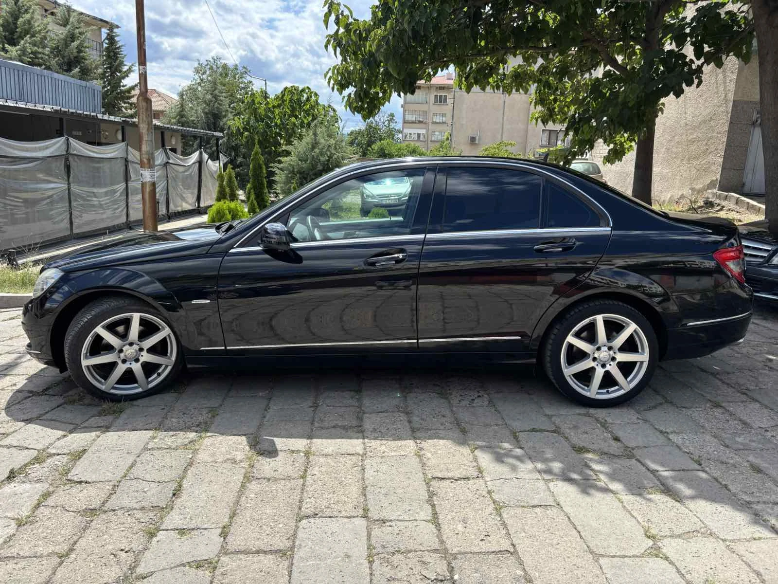 Mercedes-Benz C 200 Kompressor Avantgarde, снимка 3 - Автомобили и джипове - 55395388