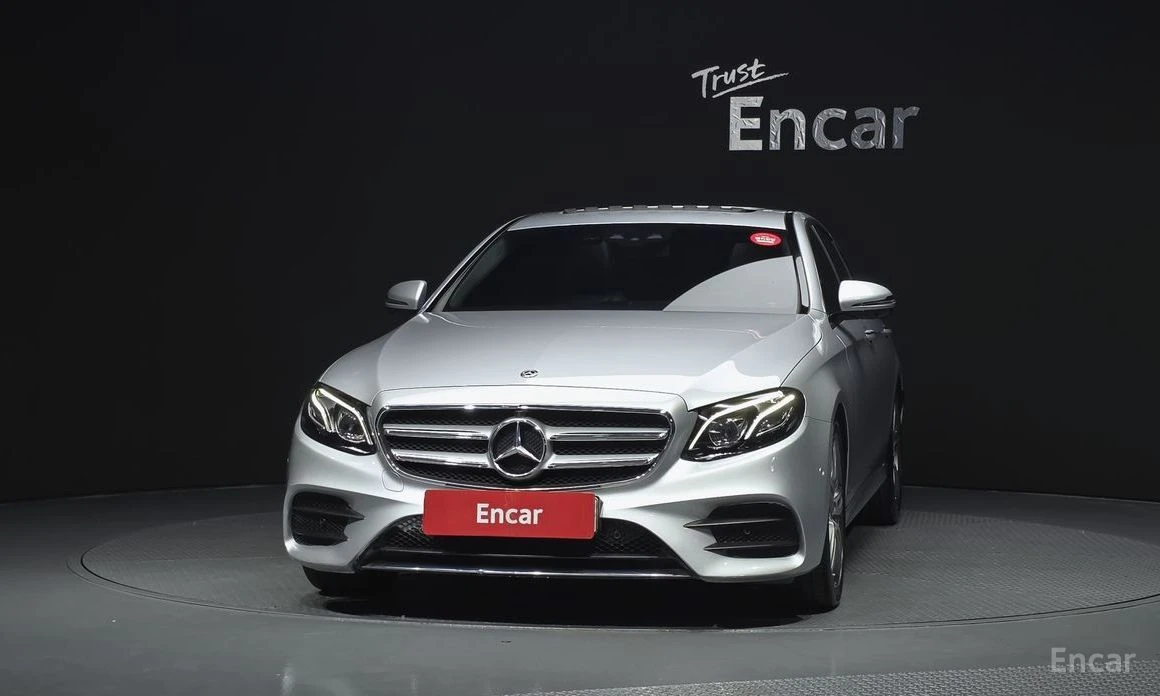 Mercedes-Benz E 300, снимка 3 - Автомобили и джипове - 55662140