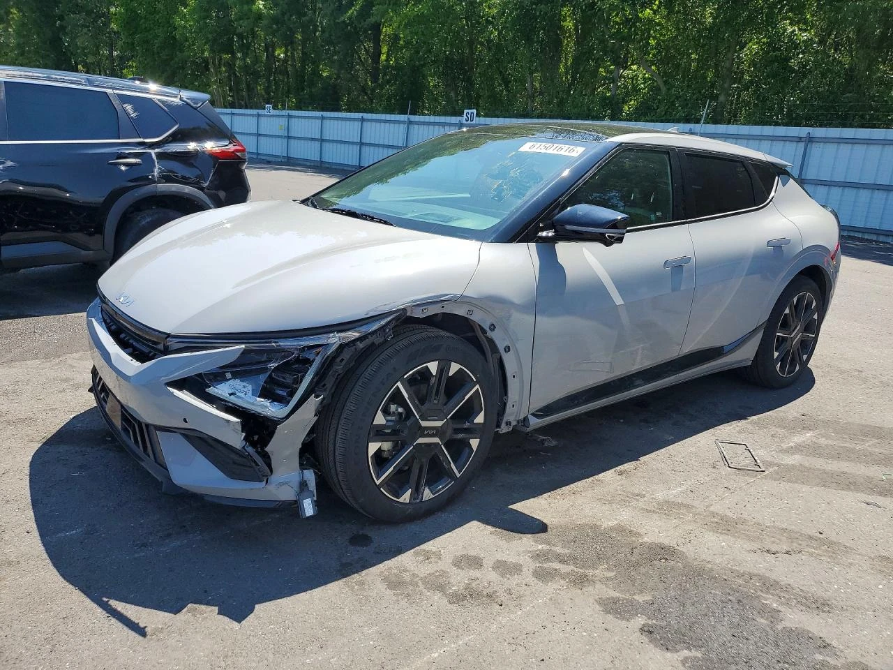 Kia EV6 GT LINE* AWD* ПОДГРЕВ* ОБДУХВАНЕ* ШИБИДАХ* , снимка 3 - Автомобили и джипове - 55724316