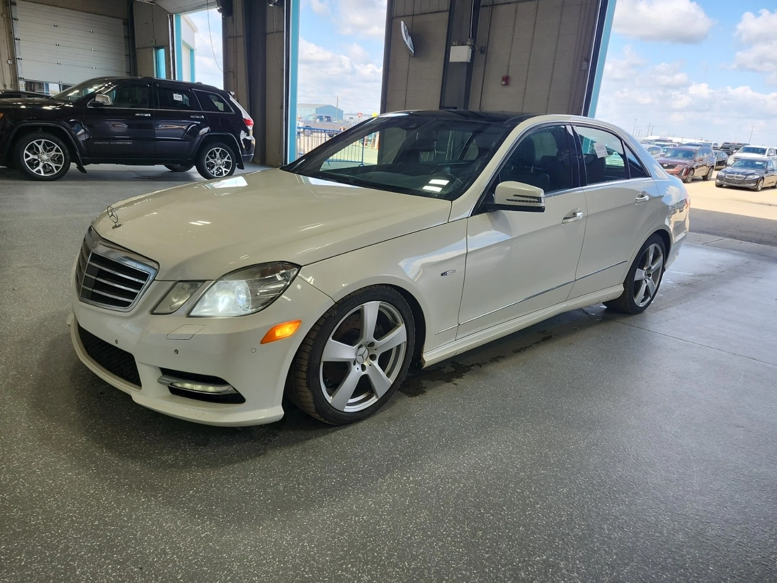 Mercedes-Benz E 350 * BlueTEC * АВТОКРЕДИТ * ГЛАВНО ПРЕДСТАВИТЕЛСТВО