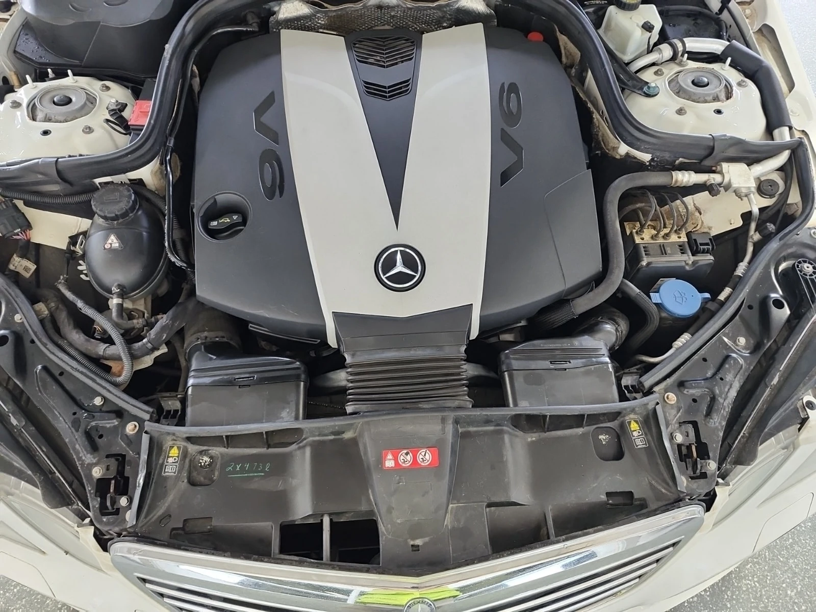 Mercedes-Benz E 350 * BlueTEC * АВТОКРЕДИТ * ГЛАВНО ПРЕДСТАВИТЕЛСТВО, снимка 17 - Автомобили и джипове - 56026121