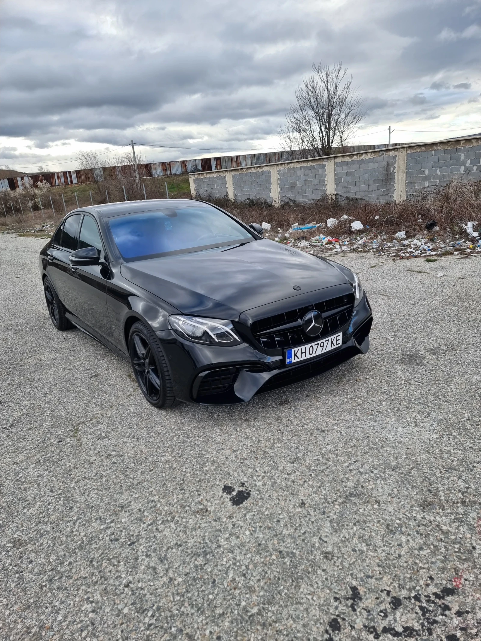 Mercedes-Benz E 220, снимка 13 - Автомобили и джипове - 56039024