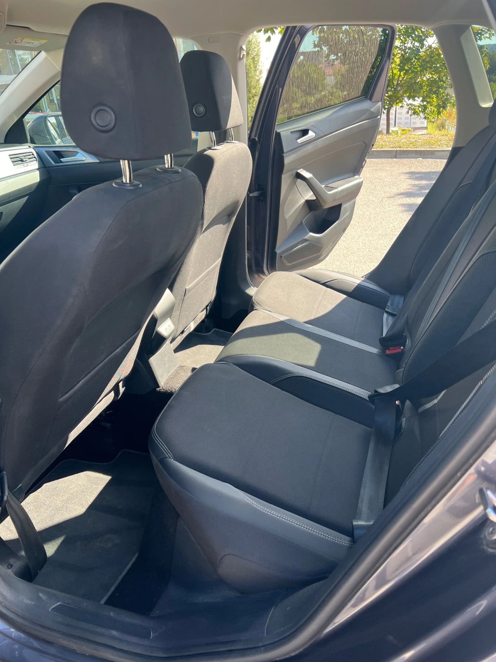 VW Taigo Style 1.0 DSG-7, снимка 2 - Автомобили и джипове - 56161489