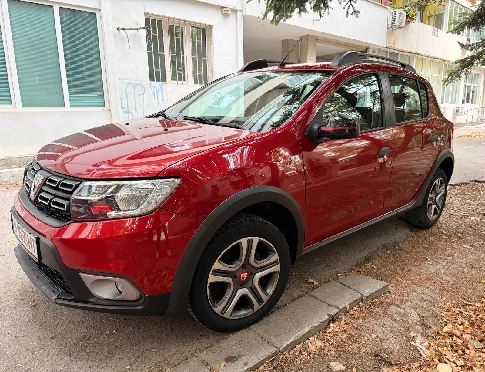 Dacia Sandero Stepway, снимка 2 - Автомобили и джипове - 56269379
