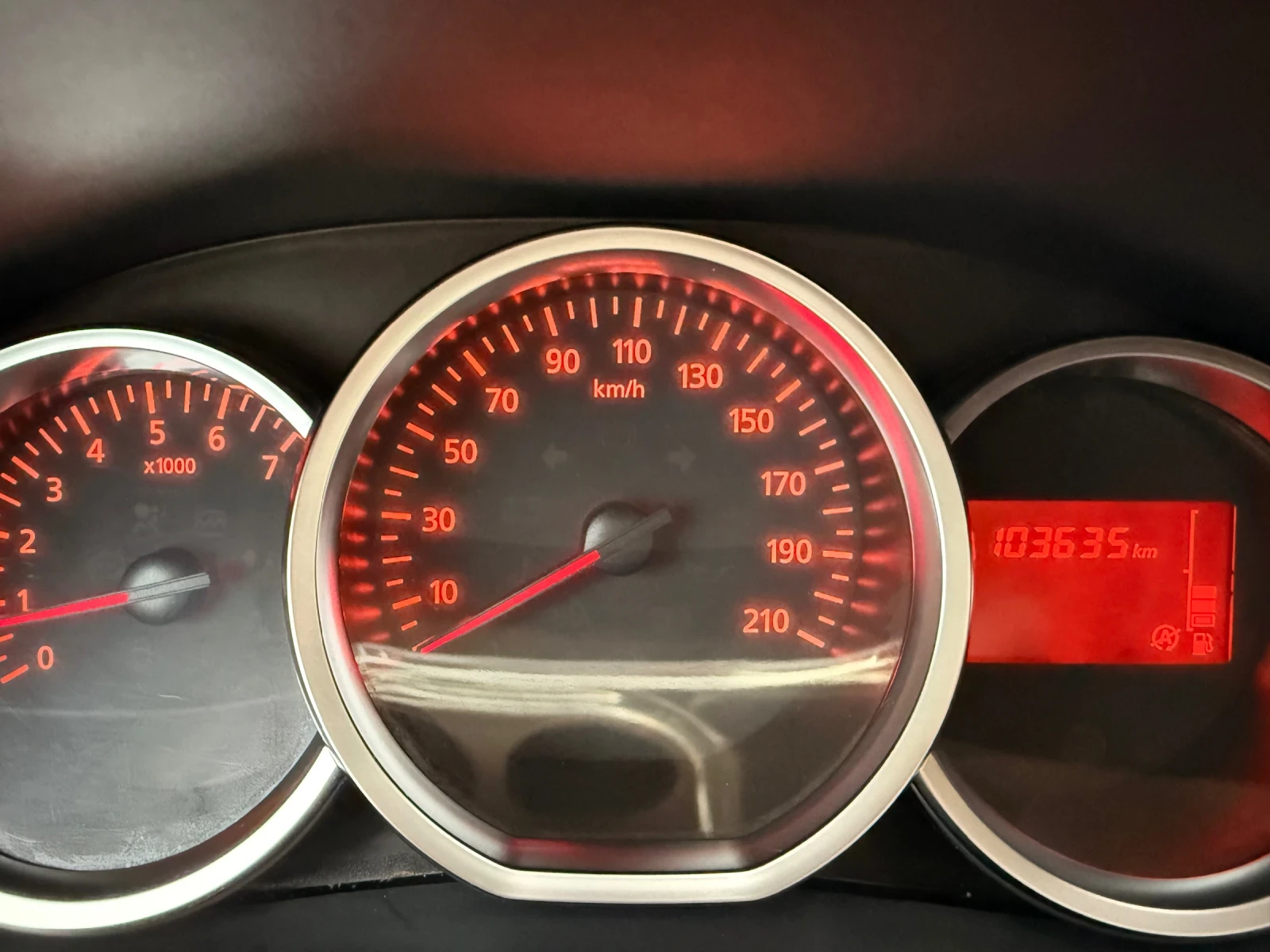 Dacia Sandero Stepway, снимка 5 - Автомобили и джипове - 56269379