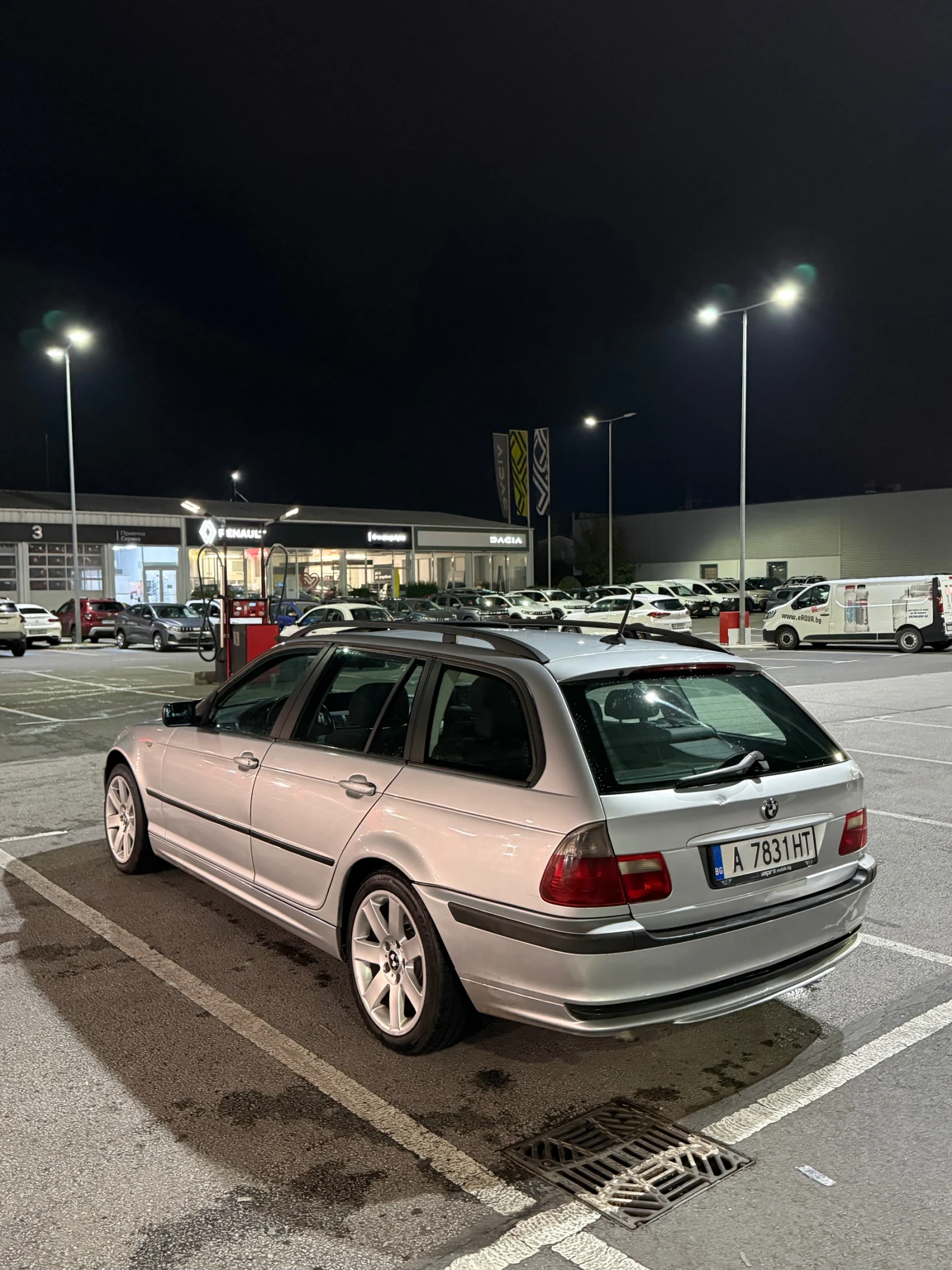 BMW 320, снимка 4 - Автомобили и джипове - 56741701