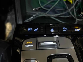 Hyundai Tucson Ultimate  CARFAX - 25400 € / 49678.08 лв. - 63216773 11