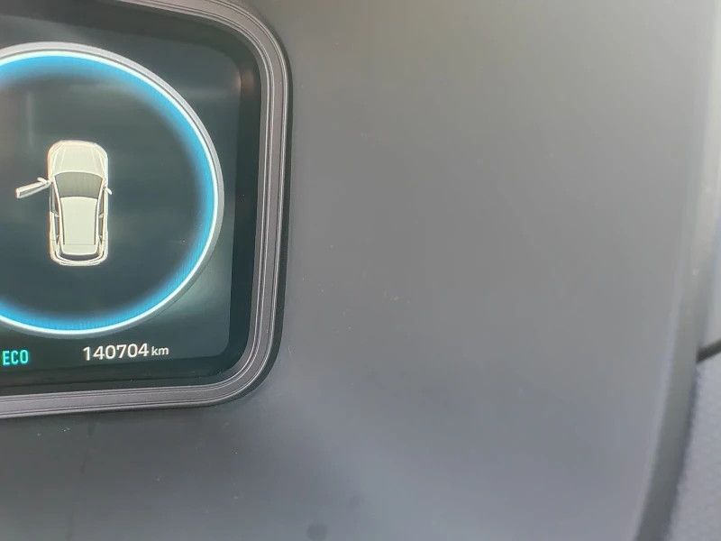 Hyundai Kona 1.6crdi, 136к.с. Хибрид 48V, снимка 13 - Автомобили и джипове - 52369586