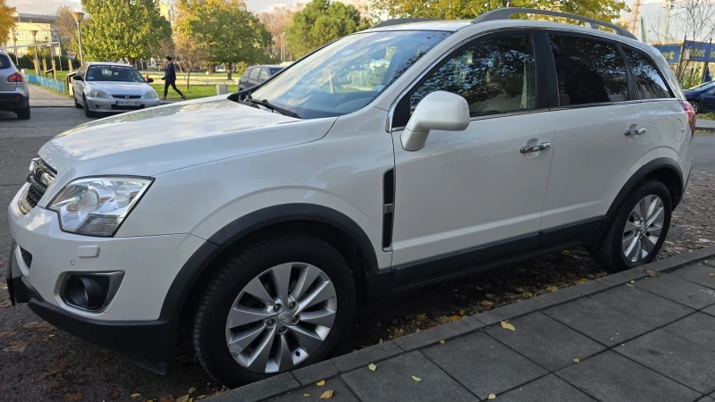 Opel Antara 2.2D, снимка 6 - Автомобили и джипове - 52399029