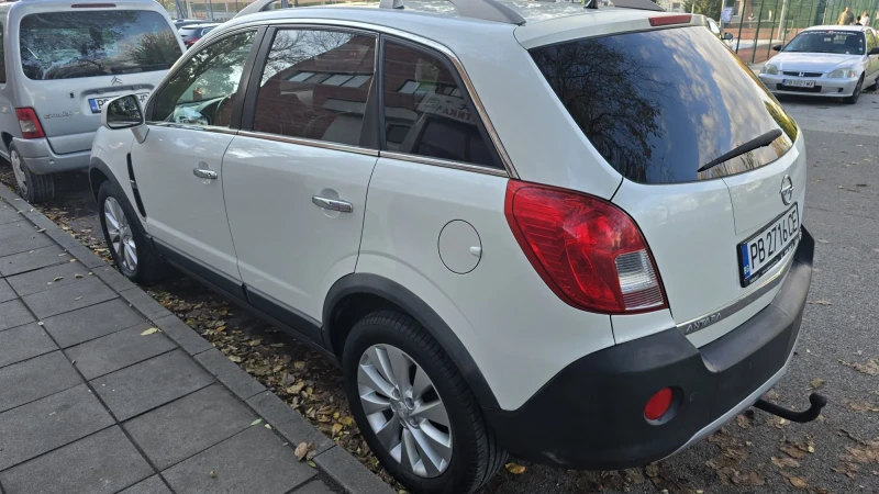 Opel Antara 2.2D, снимка 3 - Автомобили и джипове - 52399029