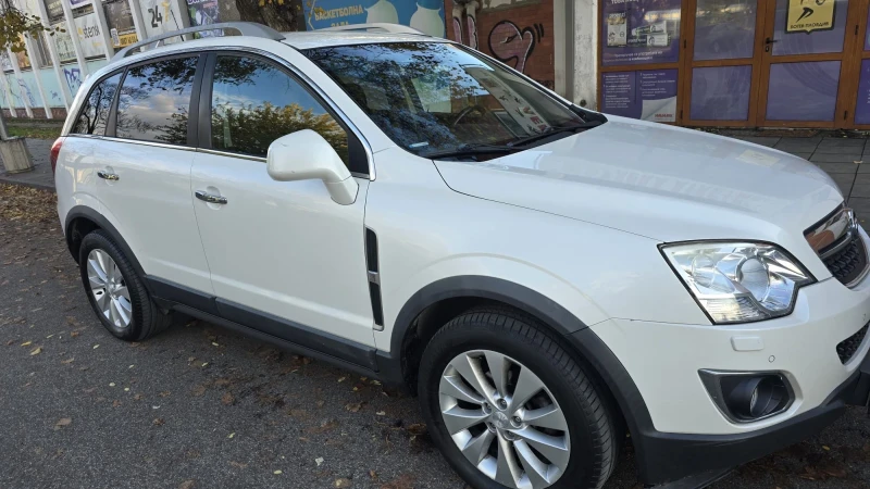 Opel Antara 2.2D, снимка 7 - Автомобили и джипове - 52399029