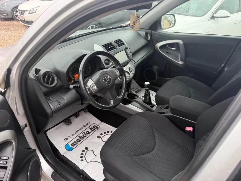 Toyota Rav4, снимка 7 - Автомобили и джипове - 52777727