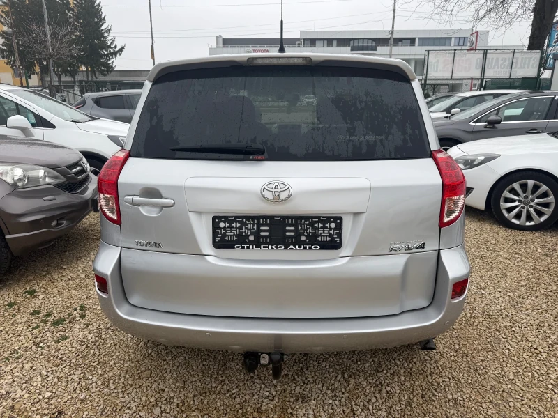 Toyota Rav4, снимка 4 - Автомобили и джипове - 52777727
