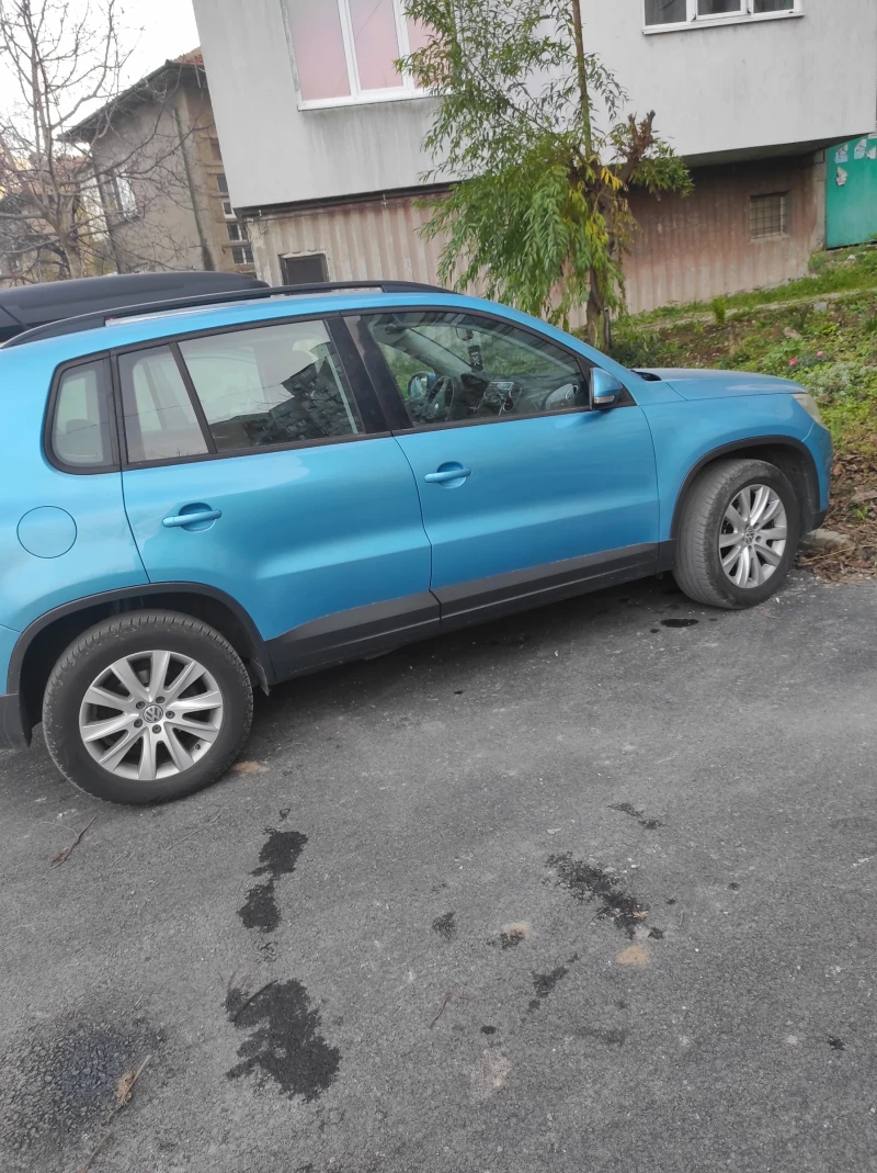 VW Tiguan, снимка 9 - Автомобили и джипове - 52844387
