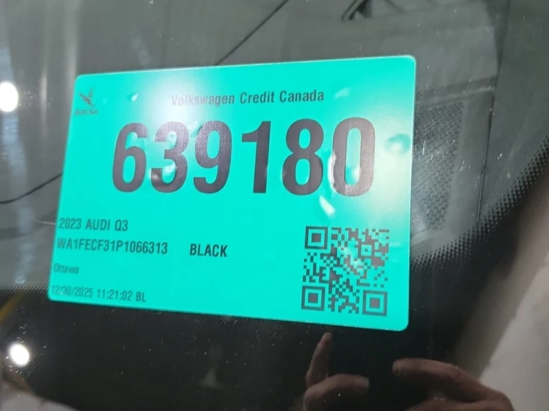 Audi Q3 * TECHNIK * CARFAX * БЕЗ ПЪРВОНАЧАЛНА ВНОСКА, снимка 14 - Автомобили и джипове - 53149960