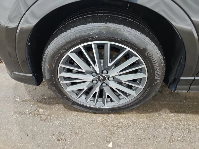 Audi Q3 * TECHNIK * CARFAX * БЕЗ ПЪРВОНАЧАЛНА ВНОСКА, снимка 17 - Автомобили и джипове - 53149960
