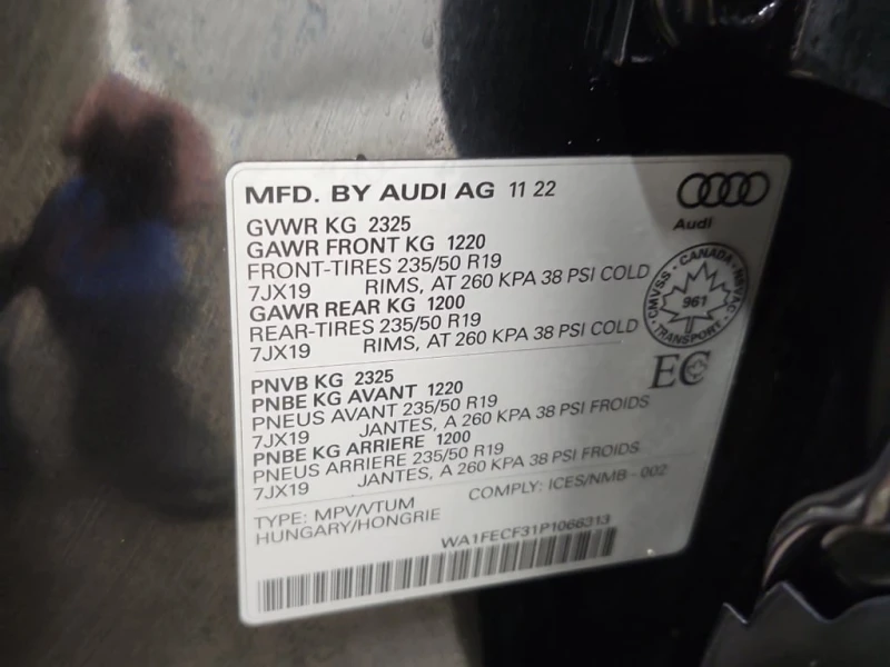 Audi Q3 * TECHNIK * CARFAX * БЕЗ ПЪРВОНАЧАЛНА ВНОСКА, снимка 15 - Автомобили и джипове - 53149960