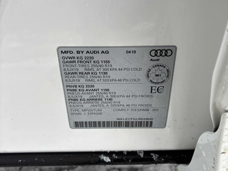 Audi Q3 Progressiv  CARFAX, снимка 11 - Автомобили и джипове - 53191158