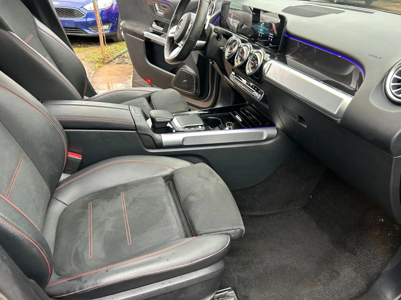 Mercedes-Benz GLB, снимка 11 - Автомобили и джипове - 53238128