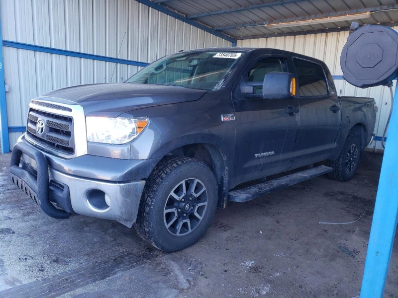 Toyota Tundra 5.7* CREWMAX SR5* РЕАЛНИ КМ* ПЕРФЕКТЕН