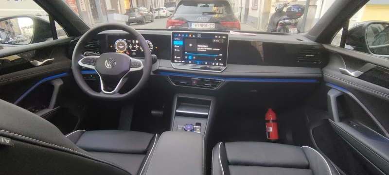VW Tiguan 1.5 eTSI mHEV ACT Life Business Premium OPF DSG, снимка 10 - Автомобили и джипове - 53541352