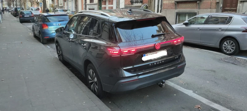 VW Tiguan 1.5 eTSI mHEV ACT Life Business Premium OPF DSG, снимка 11 - Автомобили и джипове - 53541352