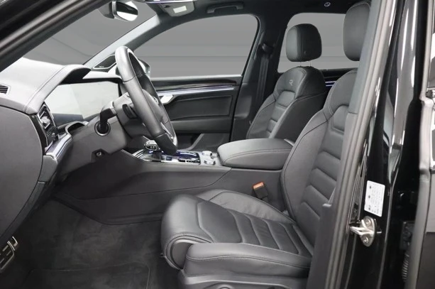 VW Touareg 3.0 TDI 4Motion = R-line = Гаранция, снимка 6 - Автомобили и джипове - 52837547