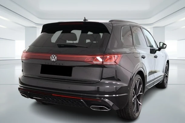 VW Touareg 3.0 TDI 4Motion = R-line = Гаранция, снимка 3 - Автомобили и джипове - 52837547