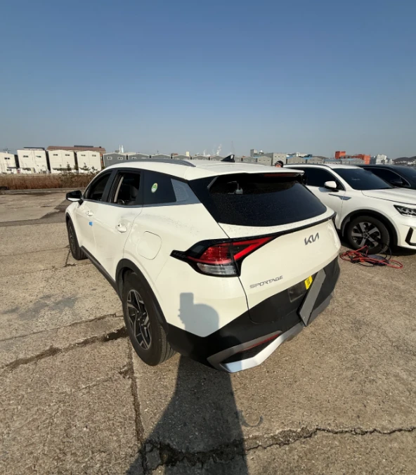 Kia Sportage 2.0 CRDI - ОЧАКВАН ВНОС, снимка 3 - Автомобили и джипове - 54125046