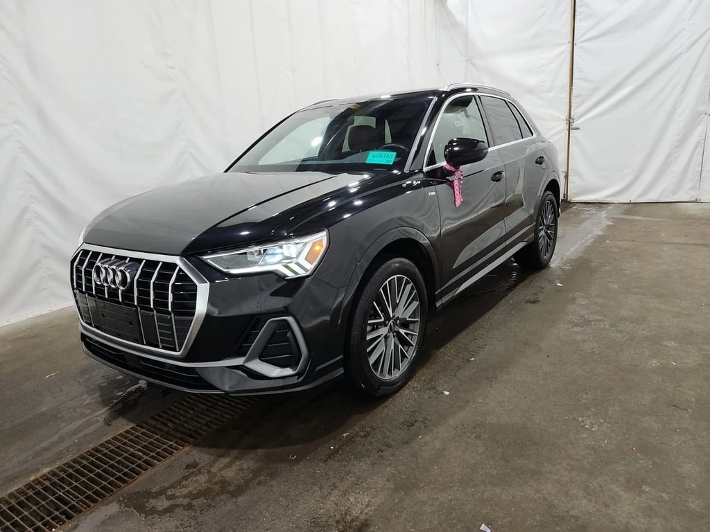 Audi Q3 * TECHNIK * CARFAX * БЕЗ ПЪРВОНАЧАЛНА ВНОСКА, снимка 1