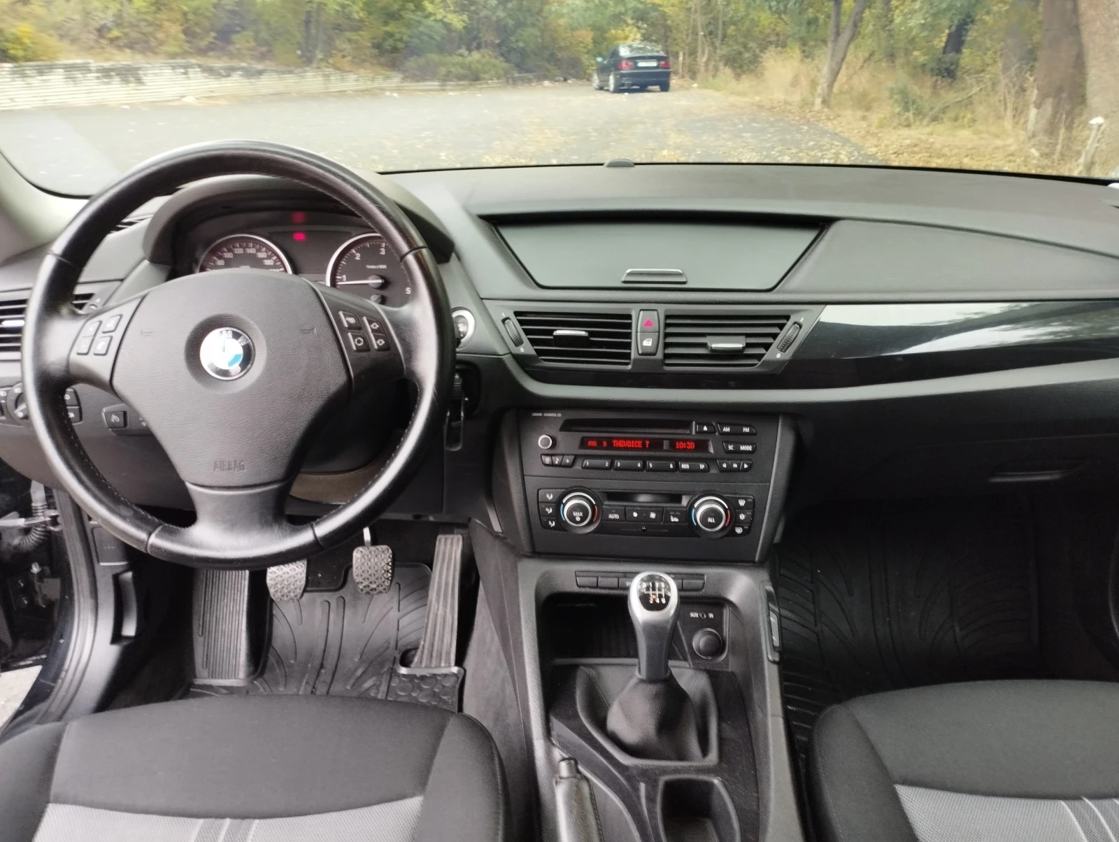 BMW X1 1.8 Xdrive - изображение 9