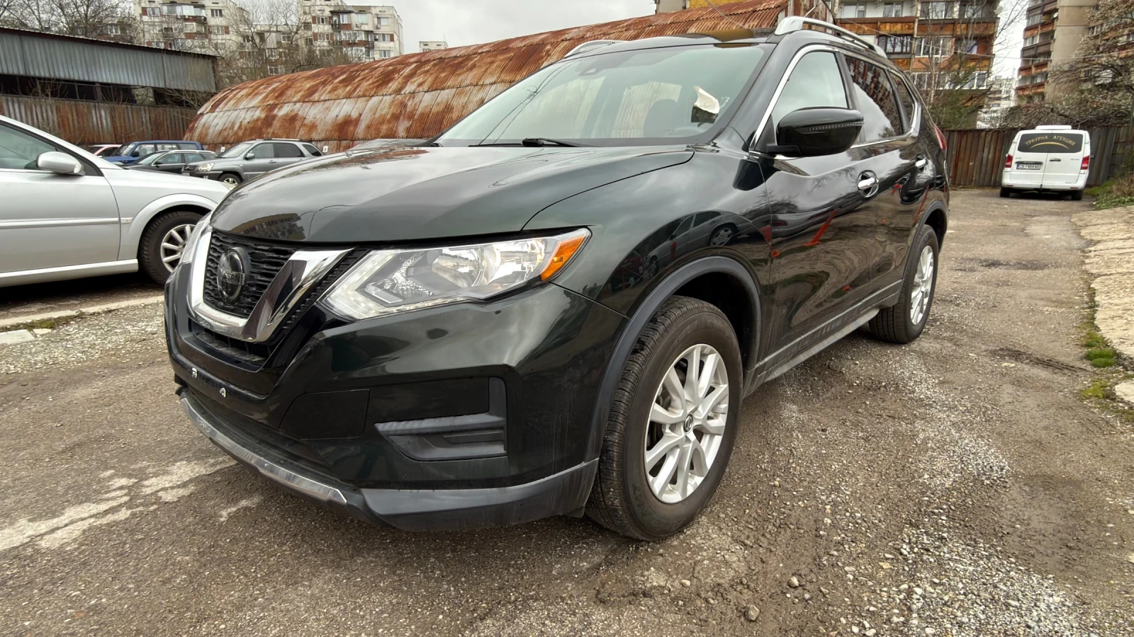 Nissan Rogue 2.5 SV AWD, снимка 4 - Автомобили и джипове - 54079744
