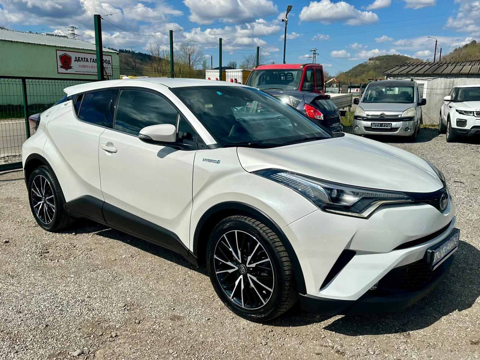 Toyota C-HR 1.8i-HYBRID-AVTOMAT-LED-NAVI-CAMERA, снимка 7 - Автомобили и джипове - 54138865