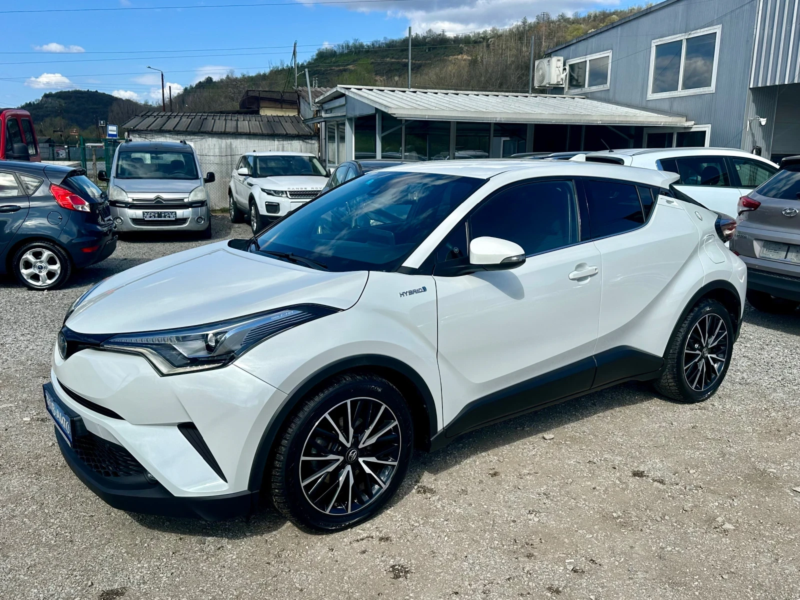 Toyota C-HR 1.8i-HYBRID-AVTOMAT-LED-NAVI-CAMERA, снимка 3 - Автомобили и джипове - 54138865