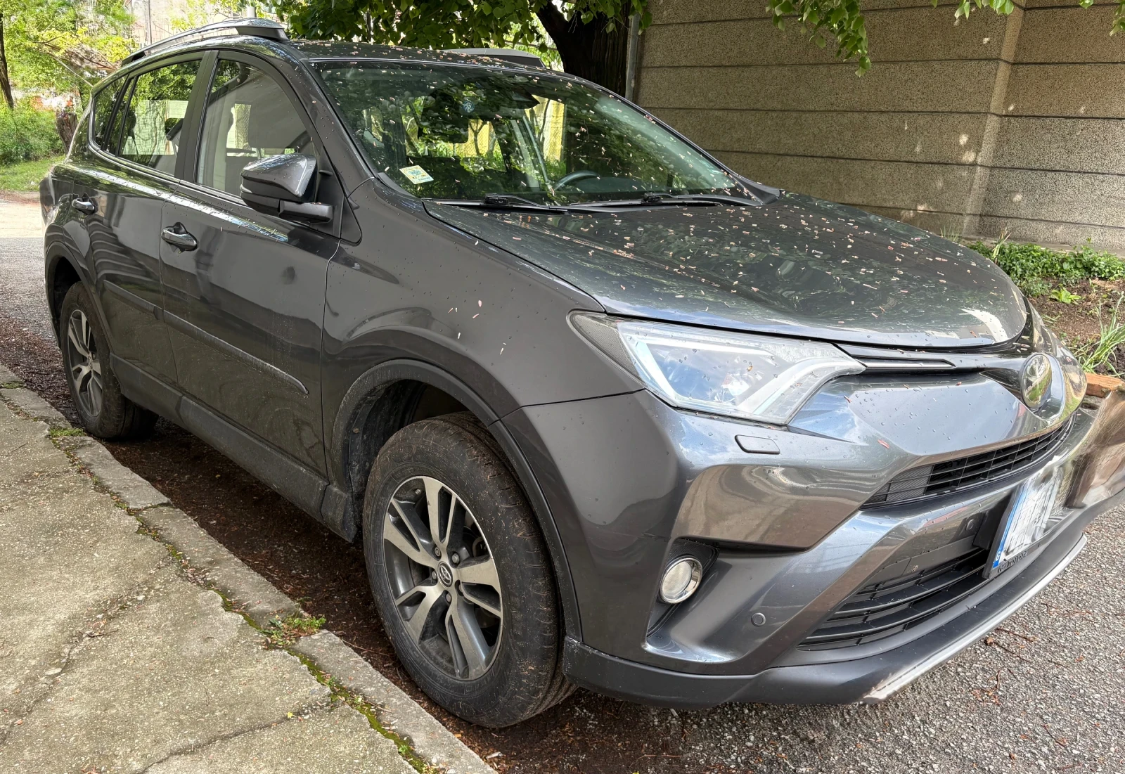 Toyota Rav4, снимка 2 - Автомобили и джипове - 54414305
