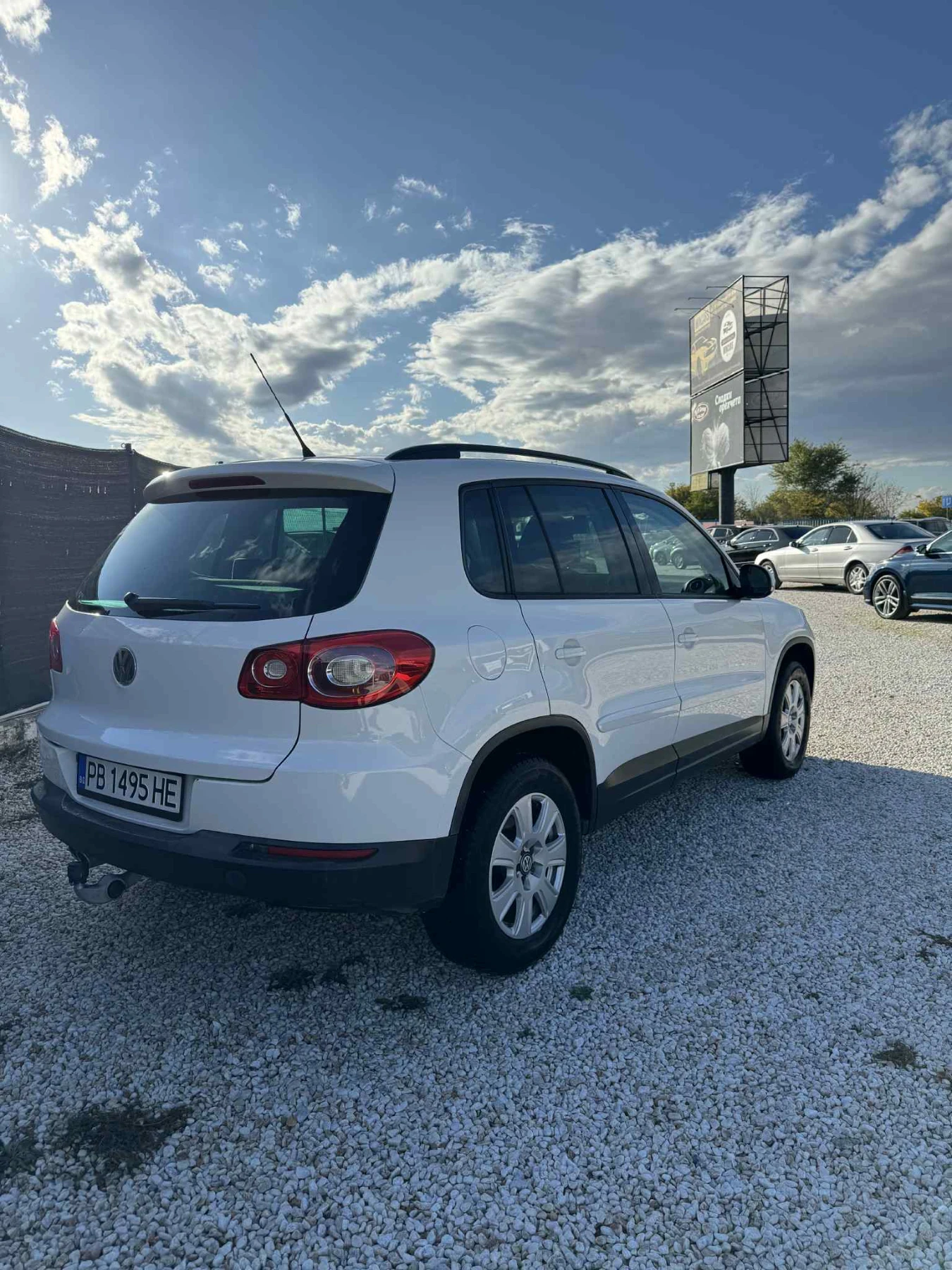 VW Tiguan 2.0TDi-170кс, снимка 10 - Автомобили и джипове - 54626212