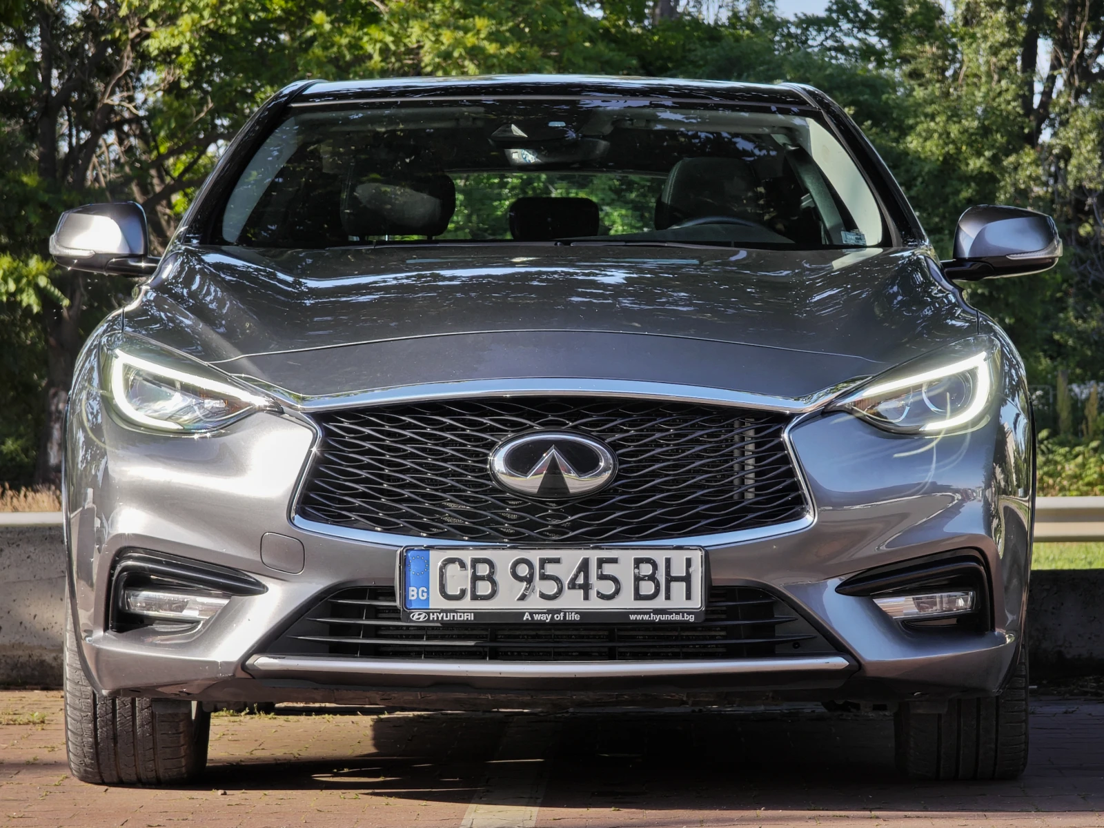 Infiniti Q30 Premium 2.2d AWD AUT, снимка 2 - Автомобили и джипове - 54783289
